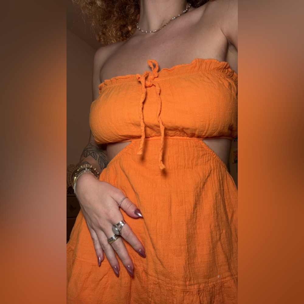 Blanco By Nature orange strapless Open-back dress